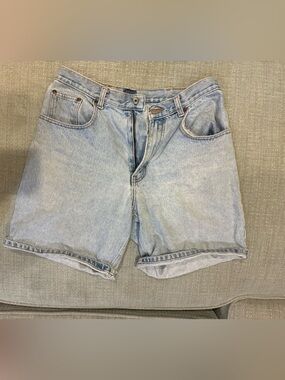 Red Head Vintage Light Wash Denim Shorts